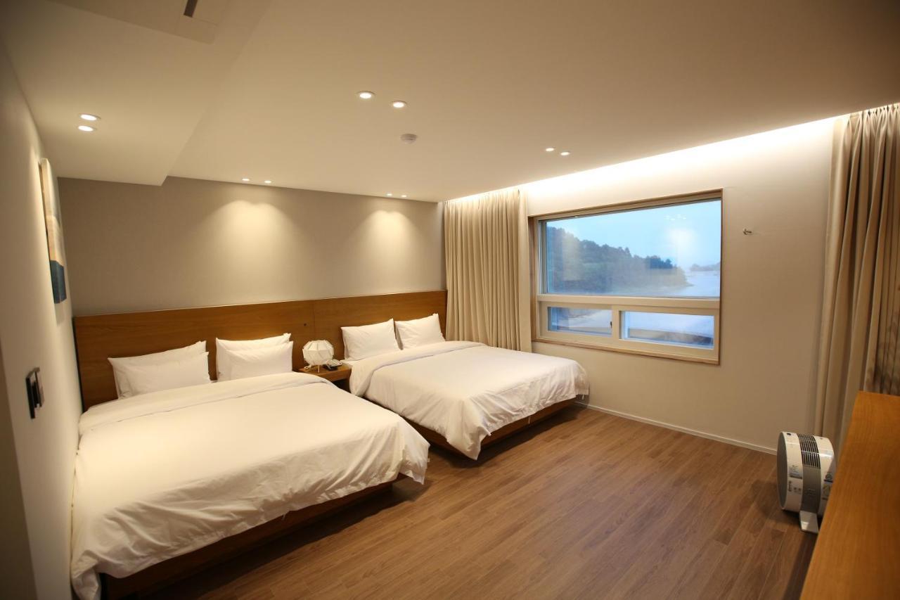 Am Ort Hotel Yeosu Eksteriør billede