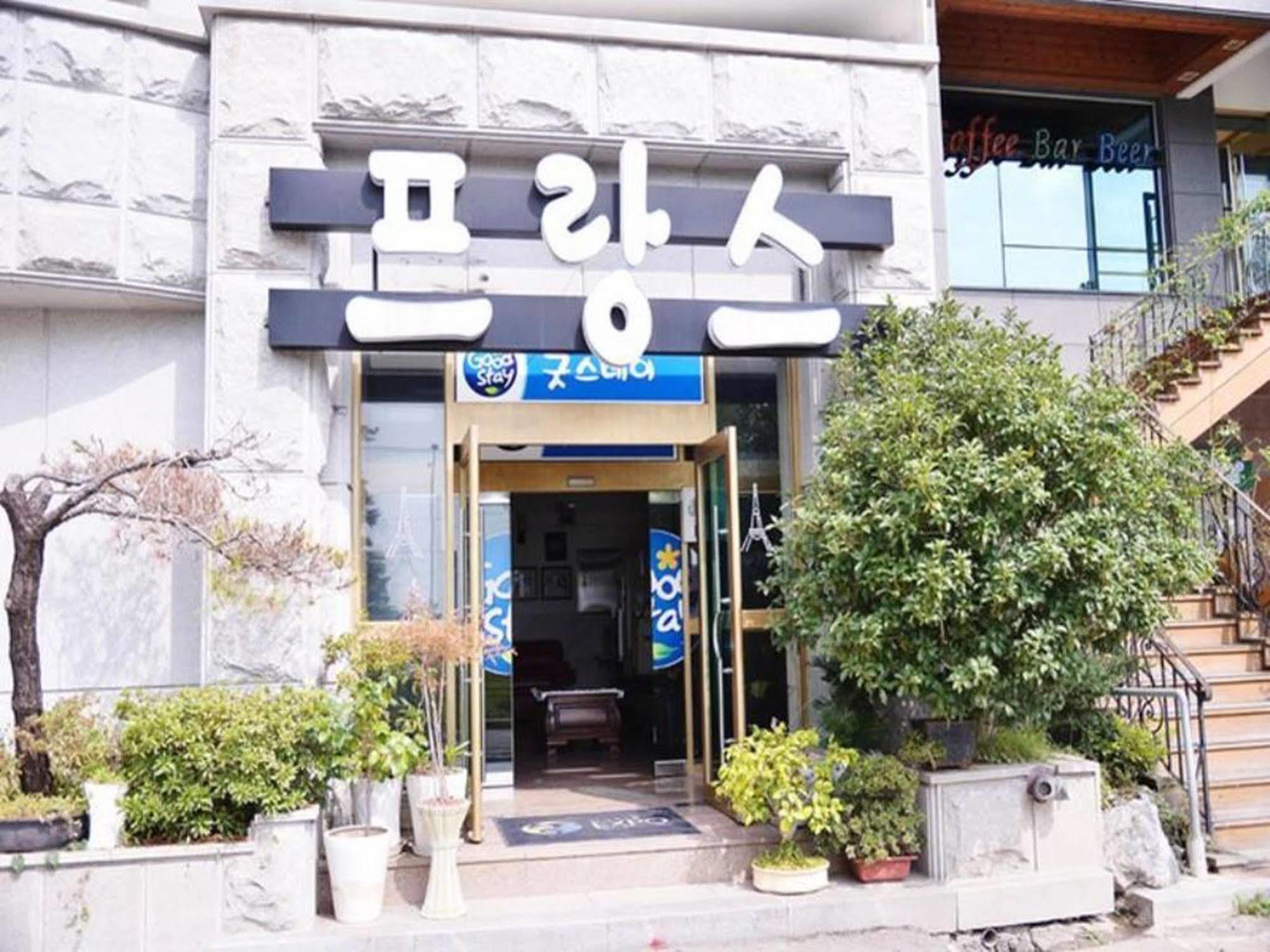 Am Ort Hotel Yeosu Eksteriør billede