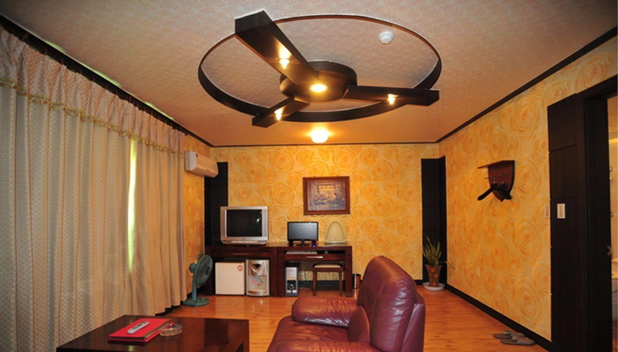 Am Ort Hotel Yeosu Eksteriør billede